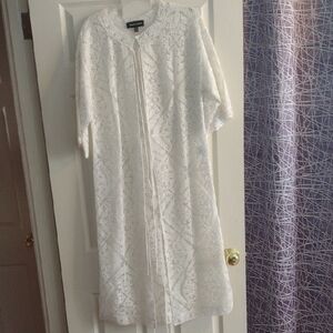 Tadashi Shoji Ivory Lace Overlay